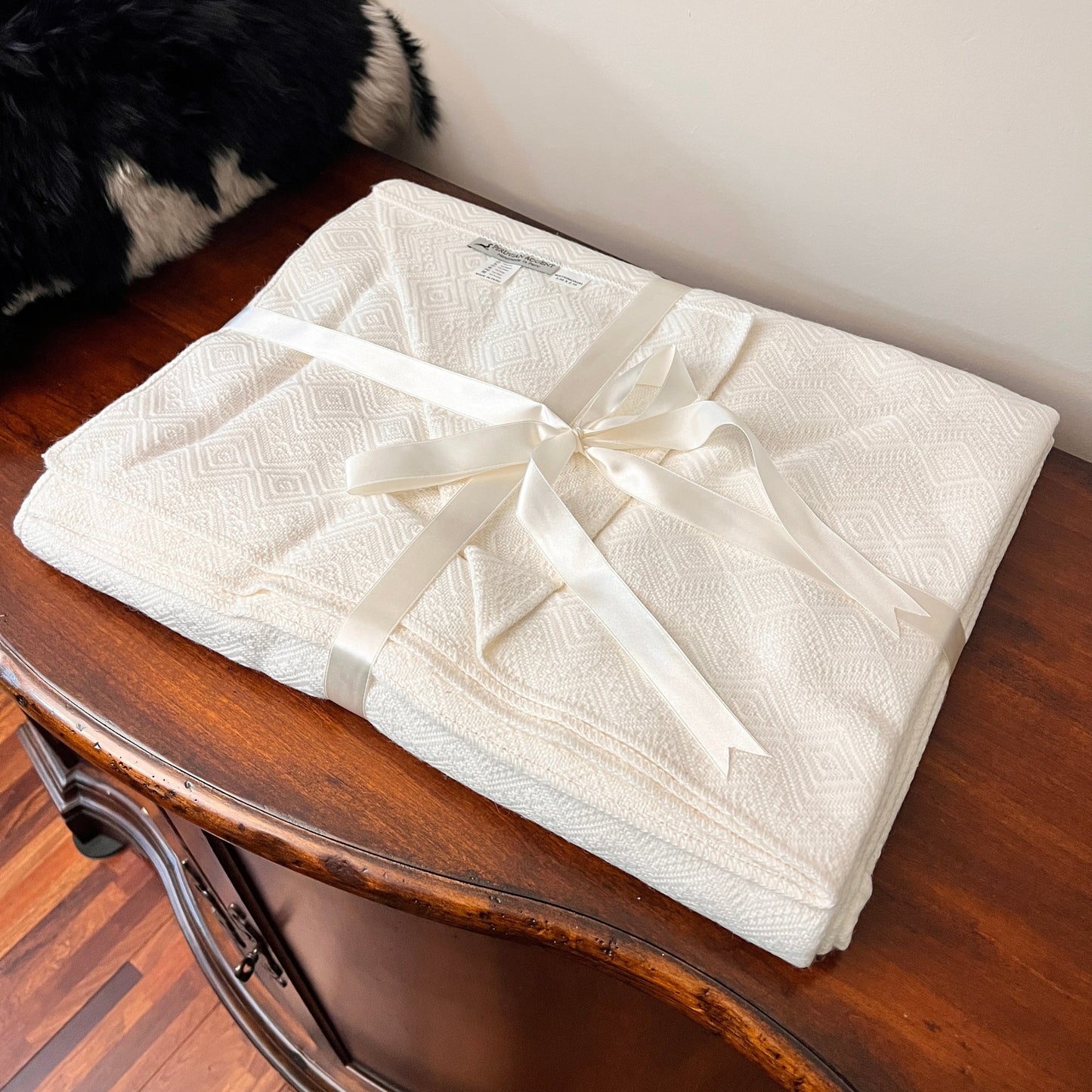 Luxury Queen or King Size Alpaca Blanket