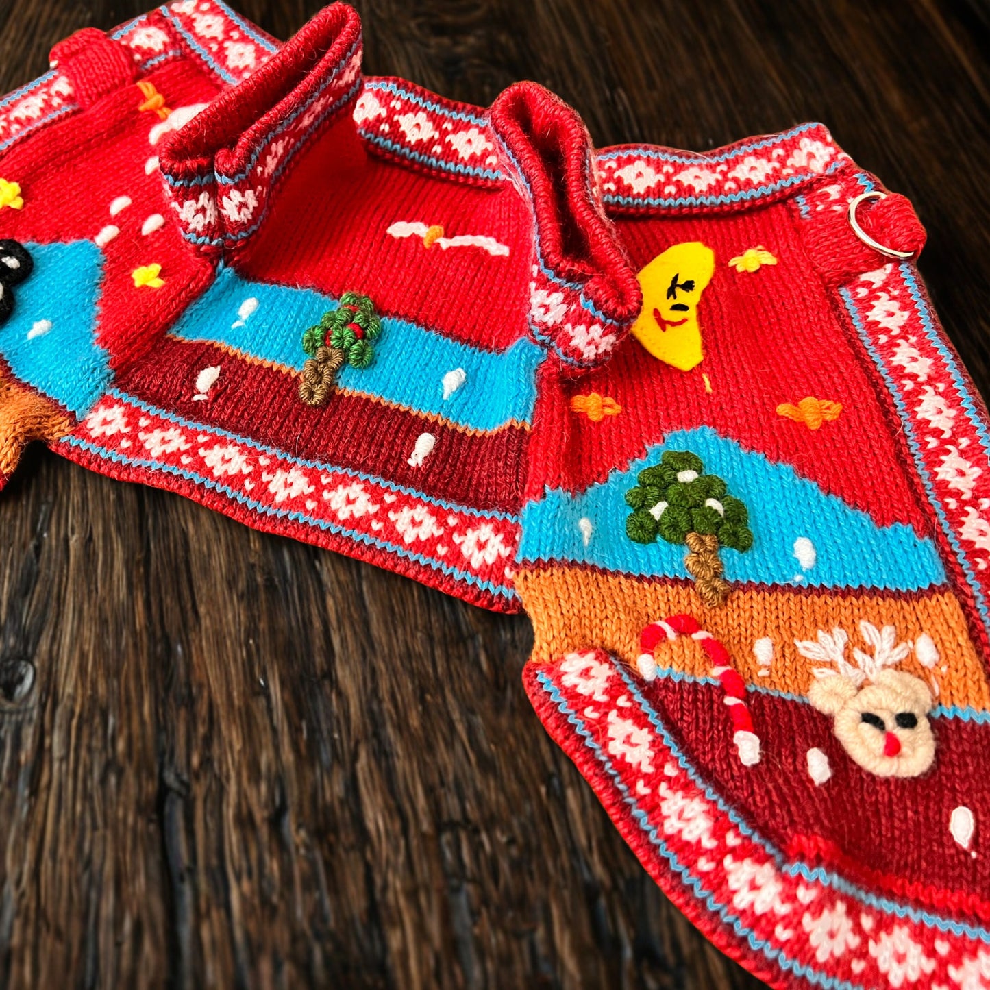 NEW Zip Up WINTER WONDERS Doggie Sweater. LIMITED Edition