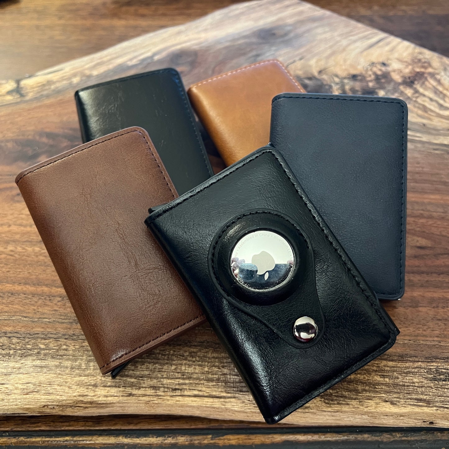 RFID BLOCKING AIRTAG WALLET