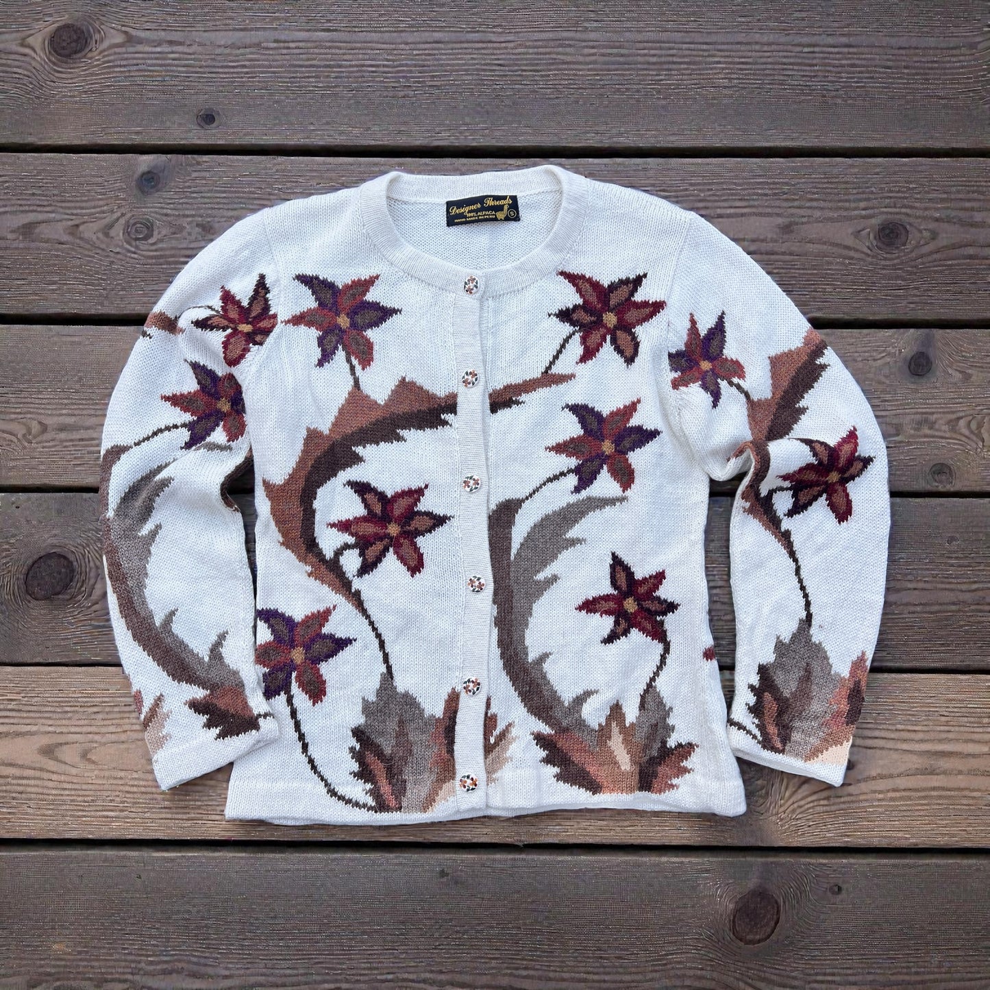 SINDU Sweater. (Bone Leaves)