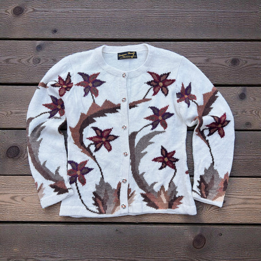 SINDU Sweater. (Bone Leaves)