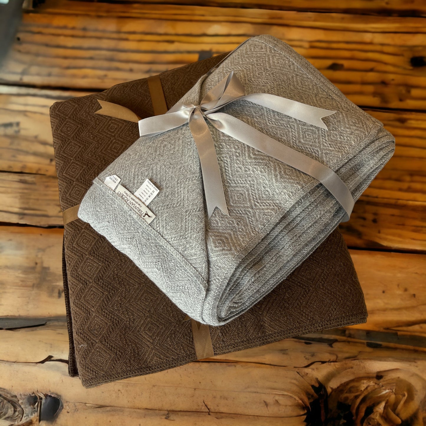 Hypoallergenic Silver or Cafe Brown Luxury Queen or King Size Alpaca Blanket