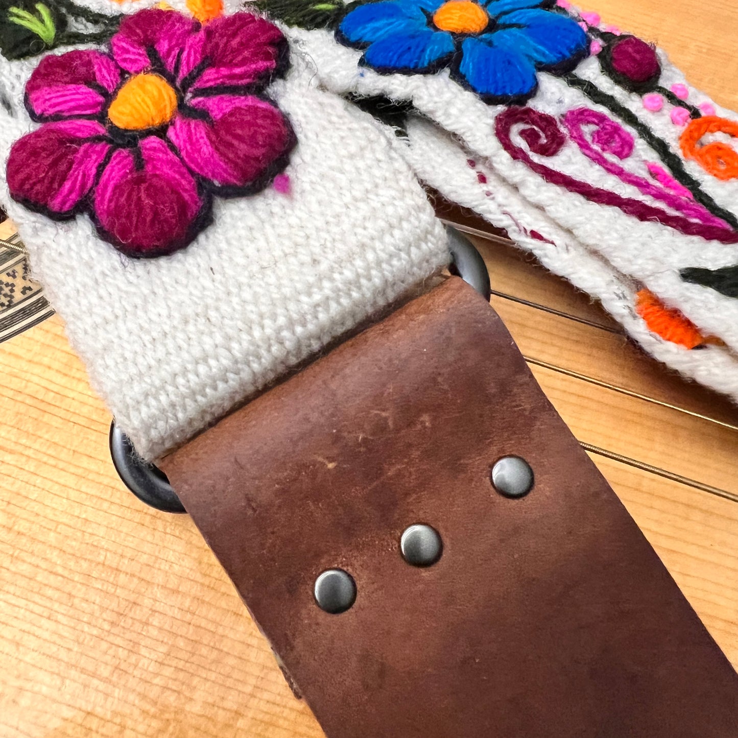 Handmade Peruvian Guitar Strap – Hand Embroidered, Adjustable, Brown Leather Ends, Unique Gift for Guitar Players