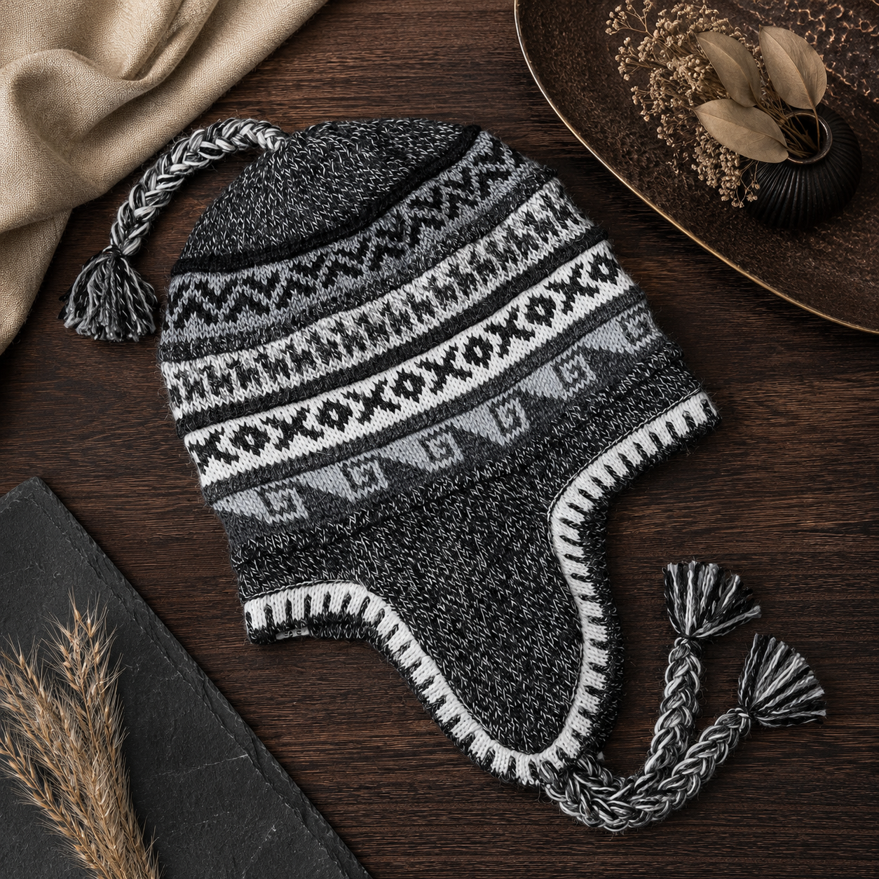 Reversible Alpaca Chullo Beanie (ROUND EAR). Size L.