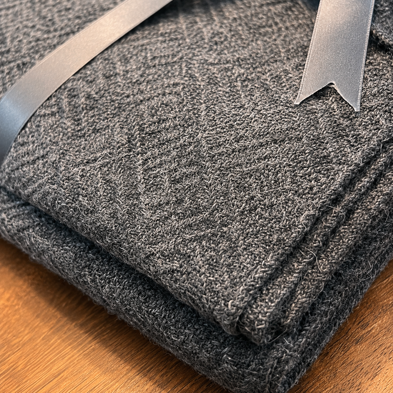 Luxury Baby Alpaca Blanket | King & Queen Size | Handmade in Peru | Natural Heat-Regulating Bedding