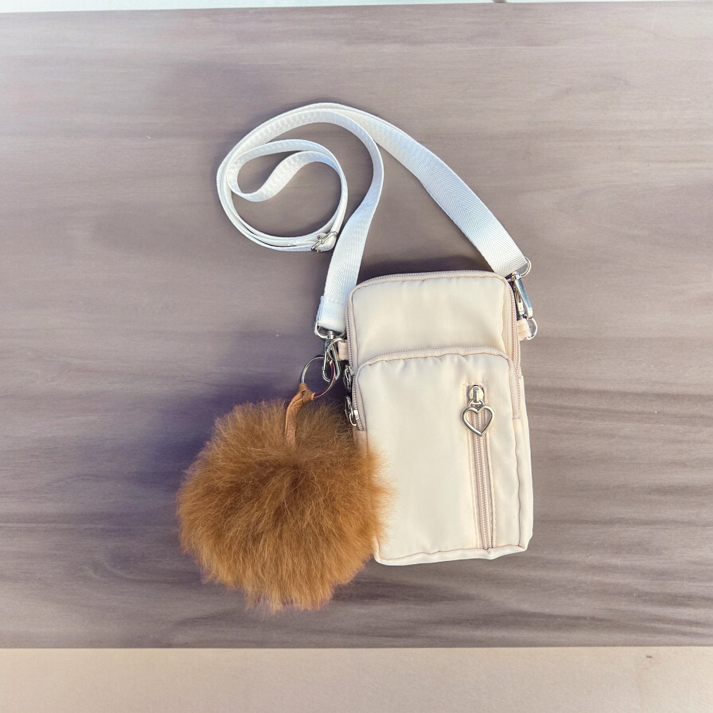 Armband Crossbody purse with alpaca pompom