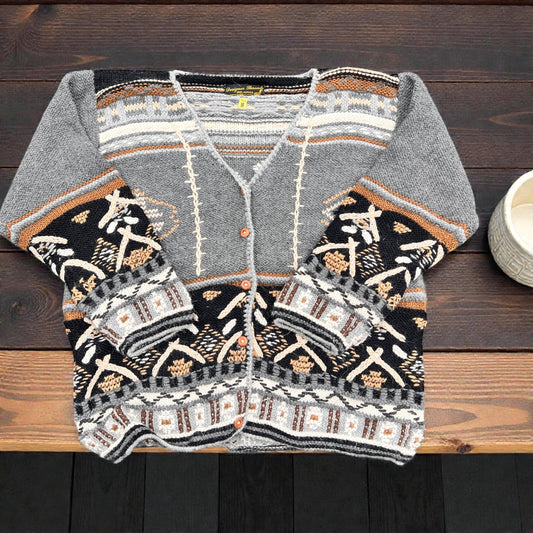 RUMI Alpaca Sweater. UNISEX