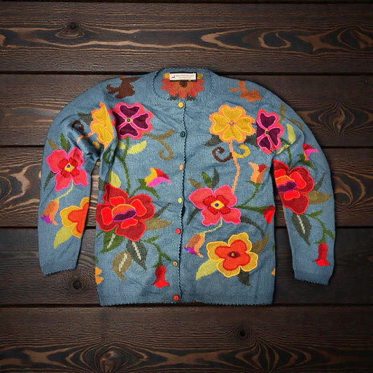 SINDU Sweater. (Sky Blue)